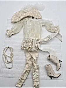 Ellowyne Wilde SHE WALLOWS IN WHITE Outfit 16" Tonner Wilde Imagination *LESEN - Bild 1 von 18