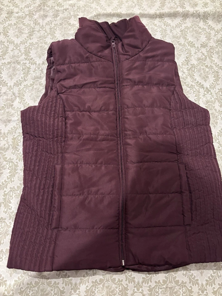 Chaleco acolchado New York & Company Borgoña para mujer mediano M cremallera completa NY&Co Foto 1 de 3