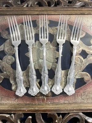 5 horquillas de almuerzo 1847 Rogers Bros VINTAGE UVA TRIPLE XS con monograma Foto 1 de 4