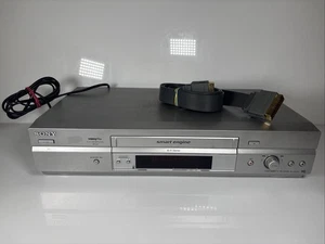 Sony SLV-SE740 Video Plus Smart Engine VHS VCR lettore videocassette TESTATO  - Foto 1 di 9