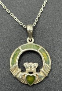 Vintage 18" Sterling Silver Green Marble Claddagh Pendant Necklace Ireland X14 - Picture 1 of 11