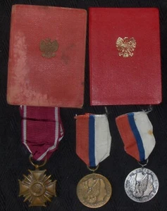 Poland, 3 military medals awarded to Eugeniusz Przazanowski in 1954 and 1968. - Picture 1 of 8