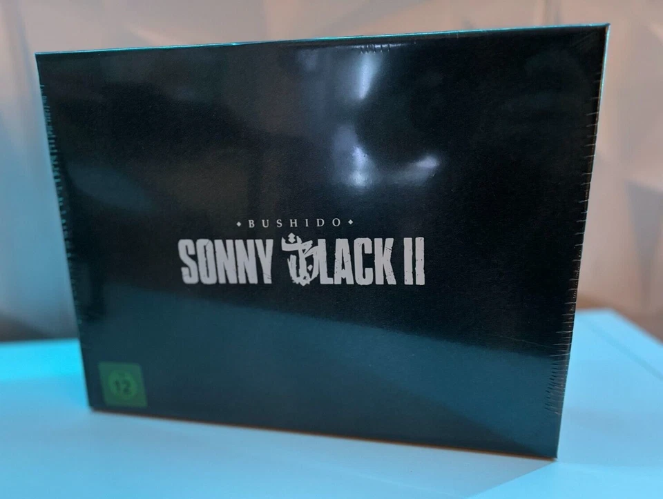 Bushido Sonny Black 2 II Ltd Fan Box Hoody Bonus-CDs DVD Autogramm NEU & OVP - Bild 1 von 1