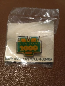 Vintage Publix Super Market Vision 2000 Lapel Pin - Picture 1 of 2