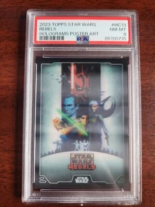Topps Star Wars Flaggschiff 2023 HC-13 Hologramm PSA 8 Star Wars Rebellen Poster Kunst - Bild 1 von 1