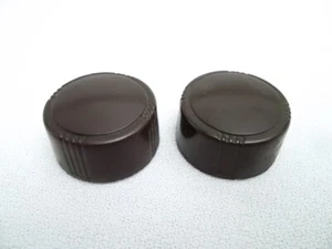 2 VINTAGE TUBE RADIO KNOB BROWN 1/4" D SHT 1 1/8"x 9/16 Silvertone Truetone (319 - Picture 1 of 4