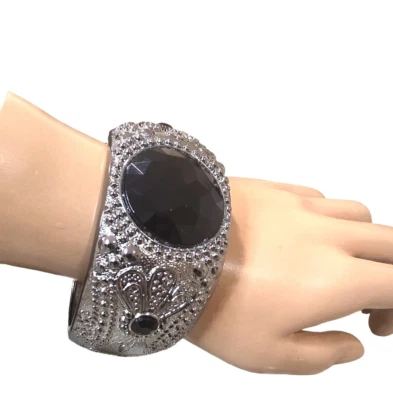 Brazalete para mujer plateado oscuro negro resina bisagras llamativo nuevo sin etiquetas Foto 1 de 4