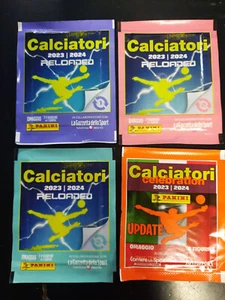 CALCIATORI PANINI 2023-2024 BUSTINA DI FIGURINE RELOADED - Foto 1 di 1