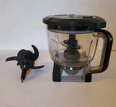 Ninja Pro Licuadora Procesador de Alimentos Tazón V1-1 64oz 8 Tazas con Hoja y Tapa de Gancho para Masa Foto 1 de 4