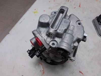 Compresor de aire acondicionado KIA SPORTAGE 2023 2,5 L OEM  Foto 1 de 4