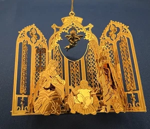 Danbury Mint Gold Plated Christmas Ornament 2002 Born In A Manger - Bild 1 von 7