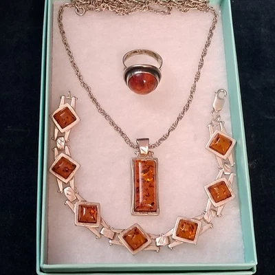 Conjunto de collar de plata de ley y ámbar 21" pulsera 71/2" y anillo 8 COF Dinamarca  Foto 1 de 4