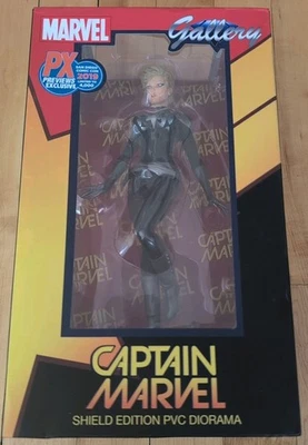 Marvel Gallery Captain Marvel SDCC 2019 PX exc Shield PVC Diorama (limitado 4000) Foto 1 de 4