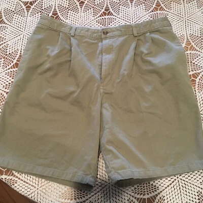 Baxter*Men's Size 36 Khaki Shorts*Nice Condition - Image 1 of 4