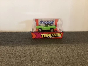 JOHNNY LIGHTNING XTRACTION HO SLOT CAR 1970 DODGE HEMI CHALLENGER CONVERTIBLE - Picture 1 of 3
