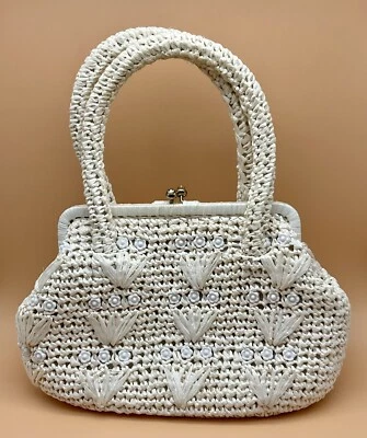 Macy & Co. Woven White Handbag With Floral Bead Accent. Vintage Marchioness R.H. - Image 1 of 4