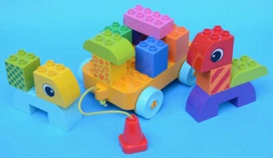 LEGO 10554 - Toddler Build and Pull Along - DUPLO - 2013 - Picture 1 of 5