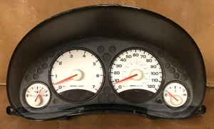 Jeep Liberty 2004 cuadro de instrumentos velocímetro (transmisión automática) - Imagen 1 de 7