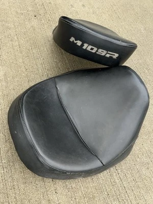 06-08 Suzuki Boulevard VZR1800 M109 M109R Asiento de pasajero delantero trasero Foto 1 de 4