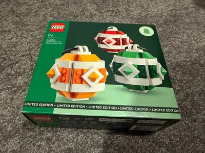 Lego 40604 Christmas Decor Set New &  Factory Sealed - Image 1 of 4