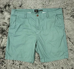 Quiksilver Shorts Men's 40 X 8 Green Cotton Logo High Rise Straight Tapered Fit - Picture 1 of 18