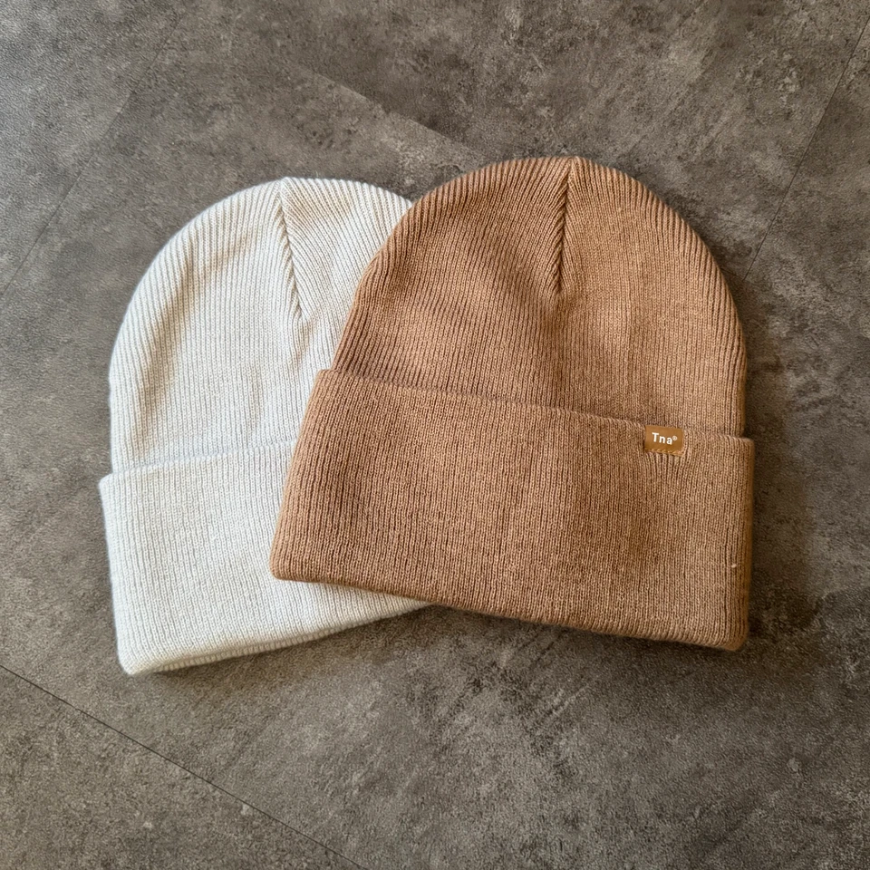 Aritzia TNA Peak Cuffed Beanie NWT - Image 1 of 1