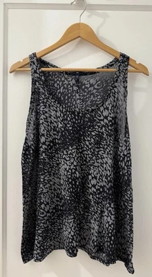 Gap Woman’s XL Sheer Lightweight Sleeveless Top Black And Grey Print - Image 1 of 4