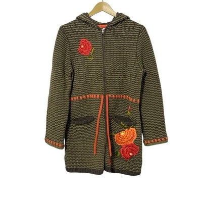 Chaqueta Suéter Cabi Talla Mediana Verde Lana Floral Bordada Cremallera Con Capucha Foto 1 de 4