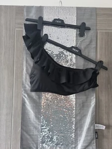 Ladies Black One Shoulder Frilled Crop Top Size 14/16 - Picture 1 of 8