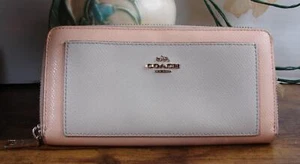Coach New York Peachy Pink & White Leather Zip Around Bill Card Coin Wallet - Picture 1 of 5