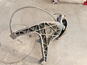 Mercedes R107 Querlenker Achsschenkel rechts 1263520504 1263501705 1263502705 - Bild 1 von 6
