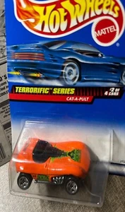 1999 Hot Wheels #978 Cat-A-Pult Terrorific Series 2/4 New - Picture 1 of 3