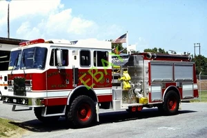 PEASE AFB, NH Fire Apparatus SLIDE: E-8 1995 KME P-24 - Picture 1 of 1