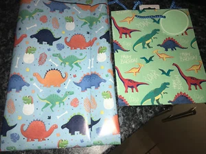 CUTE Dinosaur Wrapping Paper 3M X 69cm & Free Gift Bag Included - Picture 1 of 12