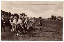 CPA 57 - METZ (Moselle) - 14 juillet 1909. Les Jeunes Filles remettent un Fanion