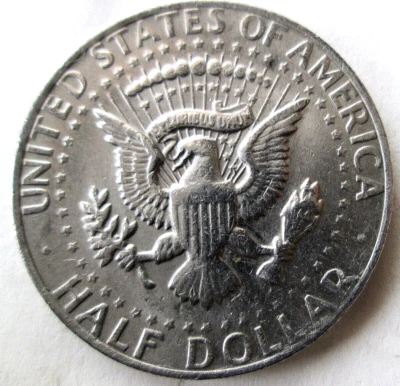 1983-P KENNEDY CLAD HALF, "NO FG" MINT ERROR, VF/XF, CIRCULATED - Image 1 of 3