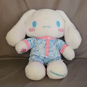 Build a Bear Sanrio Hello Kitty Cinnamoroll Plüsch und Schlafanzug - Bild 1 von 4