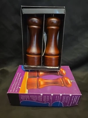 Mr. Dudley Salt Shaker Pepper Mill Grinder Set  7" - Image 1 of 4