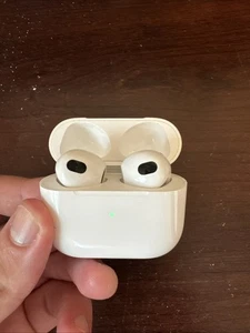 Apple AirPods 3rd Generation Wireless In-Ear Headset - White - Photo 1 sur 2