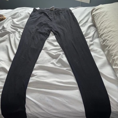 Женские черные леггинсы среднего размера без излишеств - Изображение 1 из 4