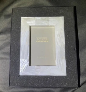 Modern Tozai Desk Photo Frame in Mother of Pearl With Original Fitted Gift Box - Picture 1 of 8