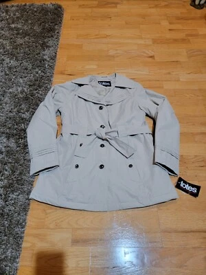 Totes gabardina corta talla mediana nuevo con etiquetas Foto 1 de 4