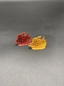 Pirates Of The Caribbean Life Board Game Replacement Tokens Ships Yellow And Red - Picture 1 of 5