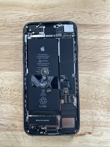 Apple iPhone SE 2020- Bloqué iCloud - Pour Pièce - Zdjęcie 1 z 4