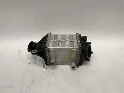 2012-2019 BMW M5 M6 F10 F06 F12 F13 S63N 4.4L V8 RIGHT PASSENGER INTERCOOLER Foto 1 de 4