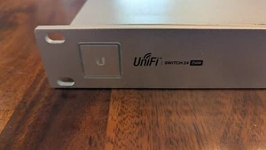 Ubiquiti Networks UniFi Switch 24-Ports PoE 1000Mbps Switch - Photo 1/7