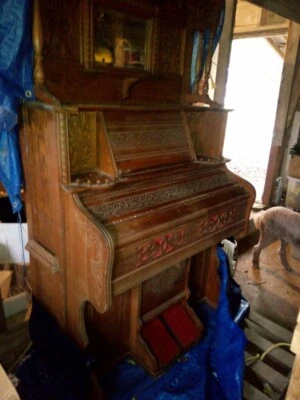 1800s Crown Geo. P. Bent Pump Organ - Chicago, Illinois - Image 1 of 4