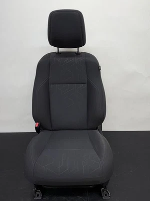 2016-2023 Toyota Tacoma driver bucket seat black manual no heat clean Foto 1 de 4