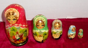 5,75 Zoll Holz verschachtelte Puppe 5 Puppen russisch - Bild 1 von 2