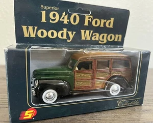 NEW 1940 Ford Woody Wagon 1:32 Die Cast Model Superior - Picture 1 of 12